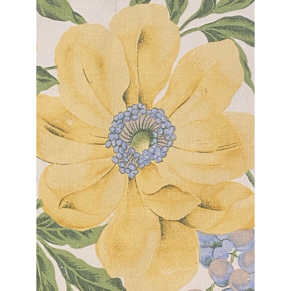 4 Butter Yellow and Blue Floral Grapes Placemats Cloth Great Condition Cottage - Picture 2 of 9